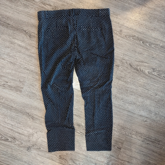 Banana Republic Sloan Crop Pants - Picture 3 of 5
